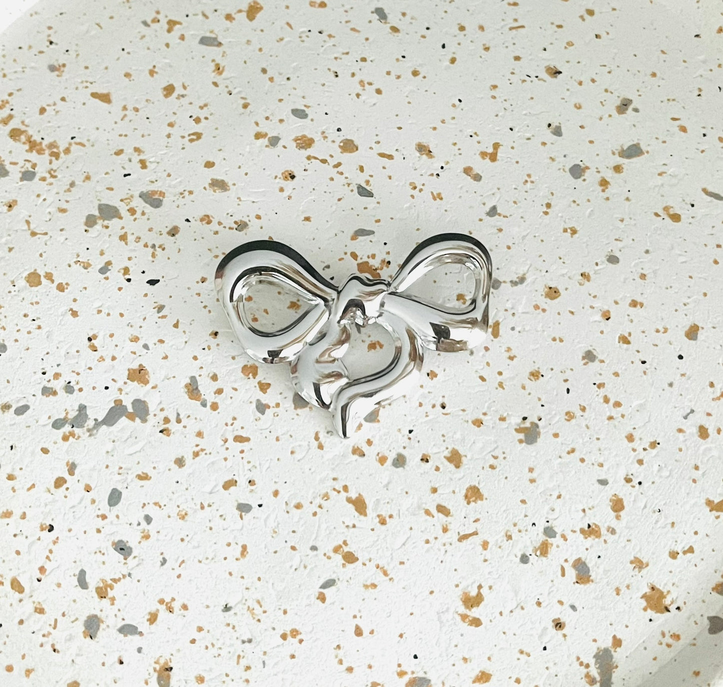Broche Noeud en acier inoxydable