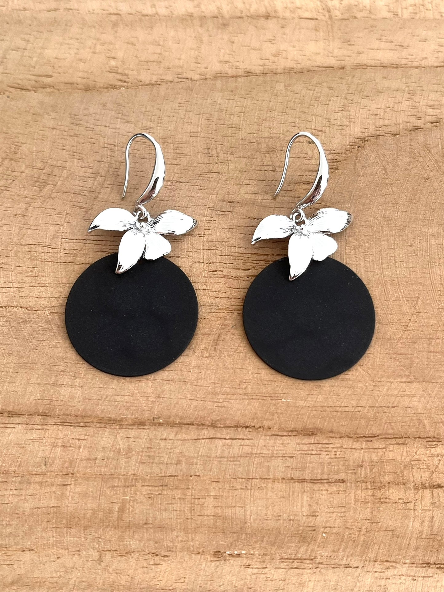 Boucles d'oreilles Fleur d'orchidée - Argenté et noir