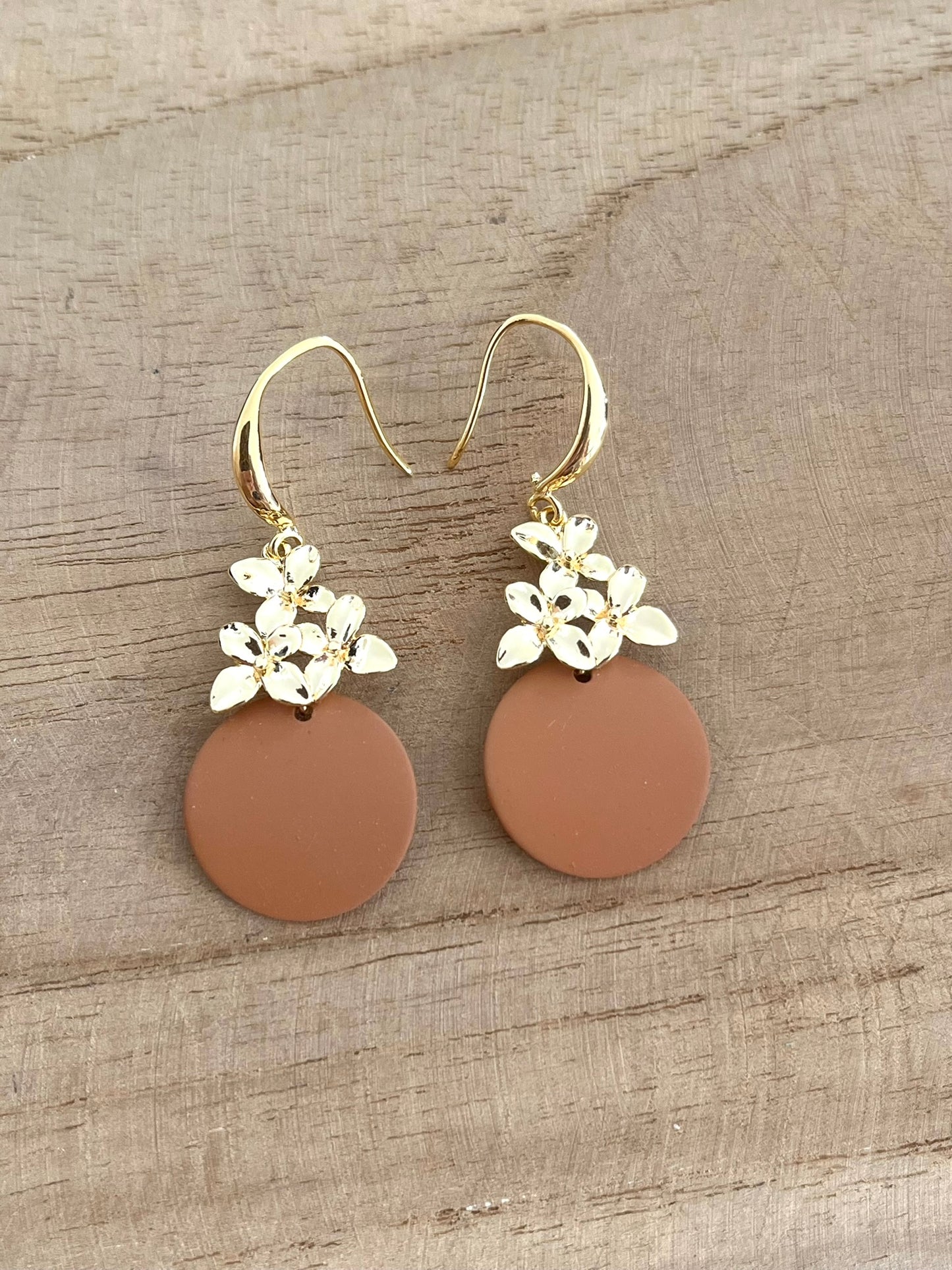 Boucles d'oreilles ORLANE - Fleur Doré et camel