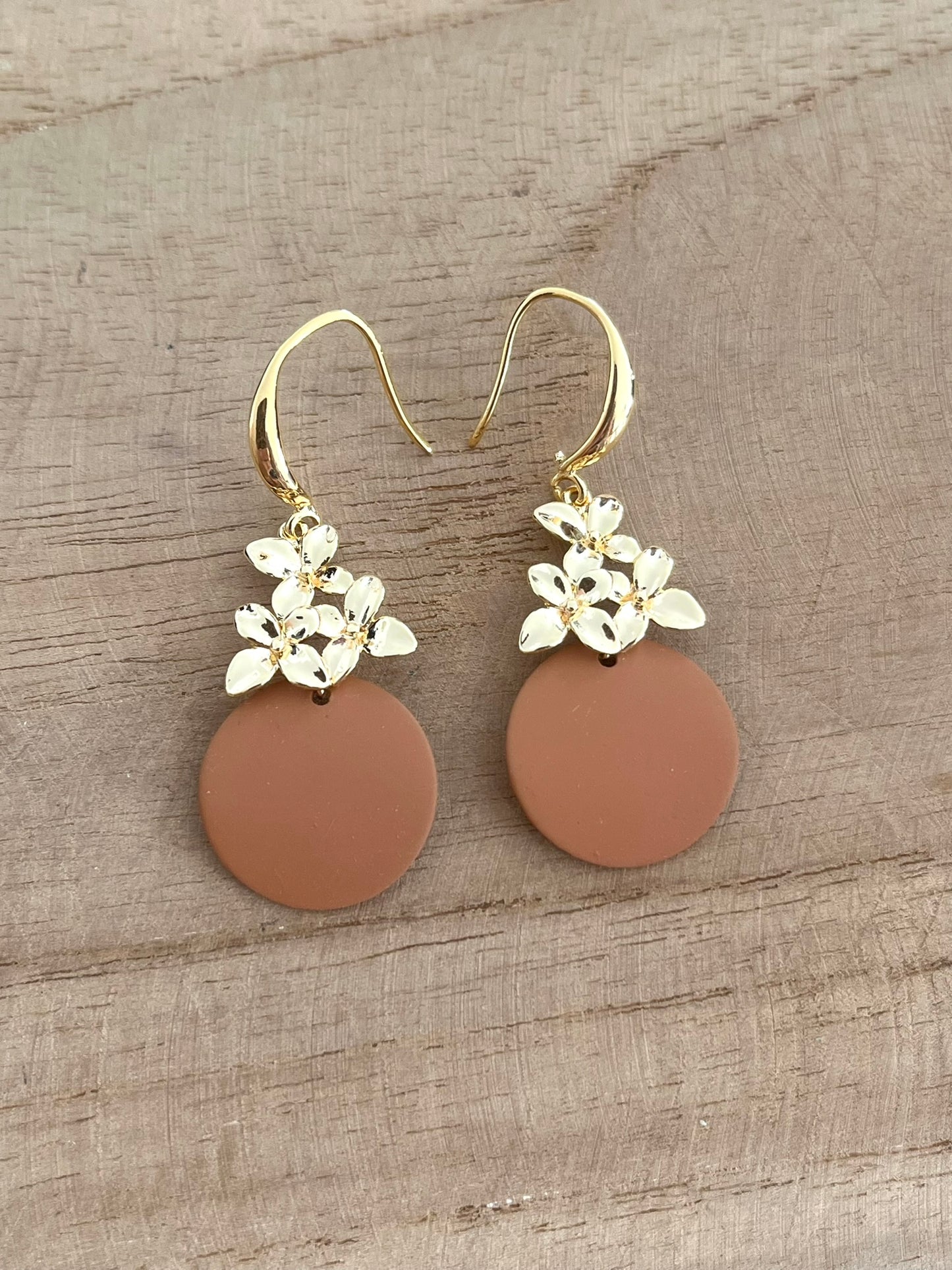 Boucles d'oreilles ORLANE - Fleur Doré et camel