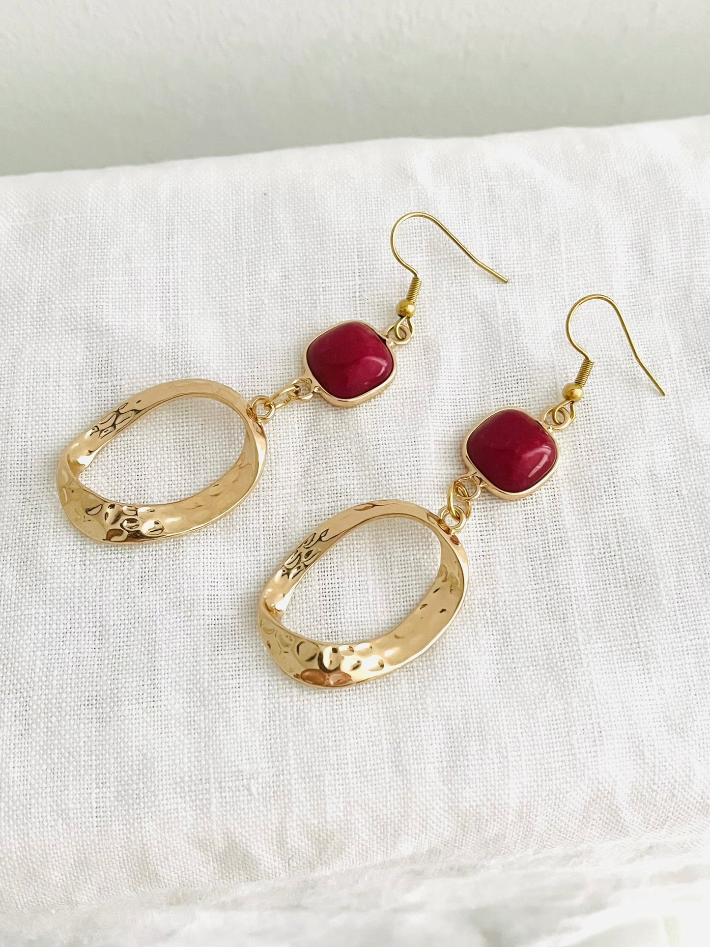 Boucles d'oreilles ethniques NADIA - doré et bordeaux