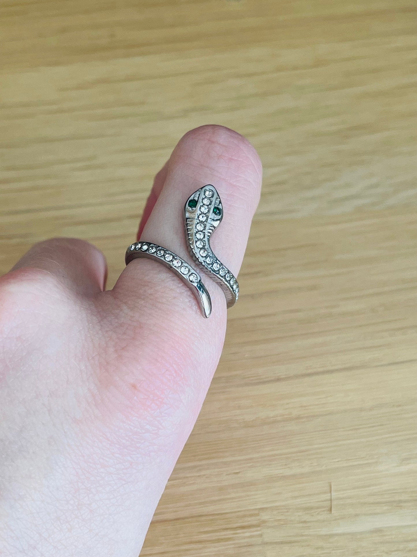 Bague serpent en acier inoxydable avec strass