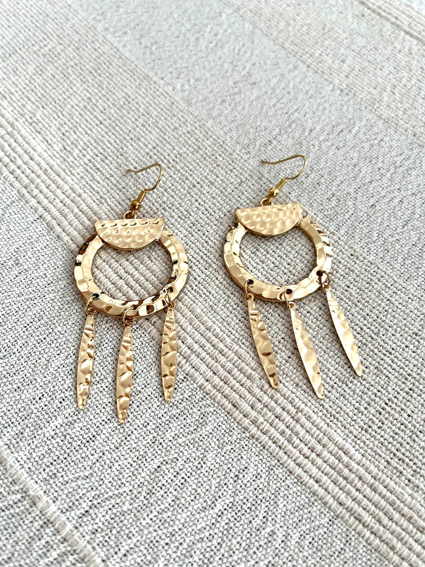 Boucles d’oreilles RABAT - ethniques martelées doré