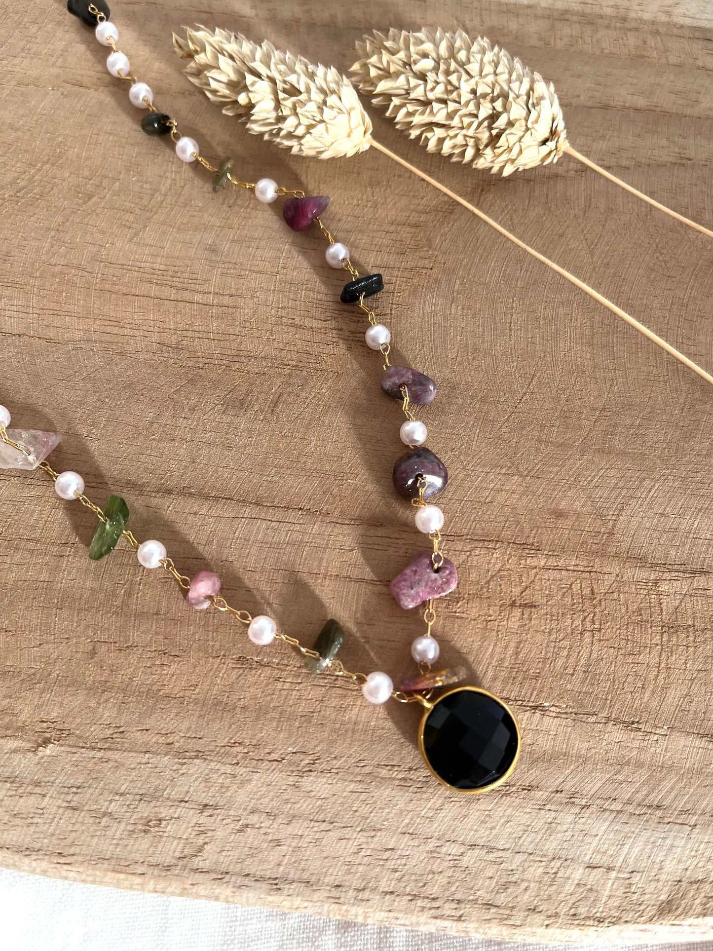 Collier ALBAN - chaîne perlée et pendentif en onyx