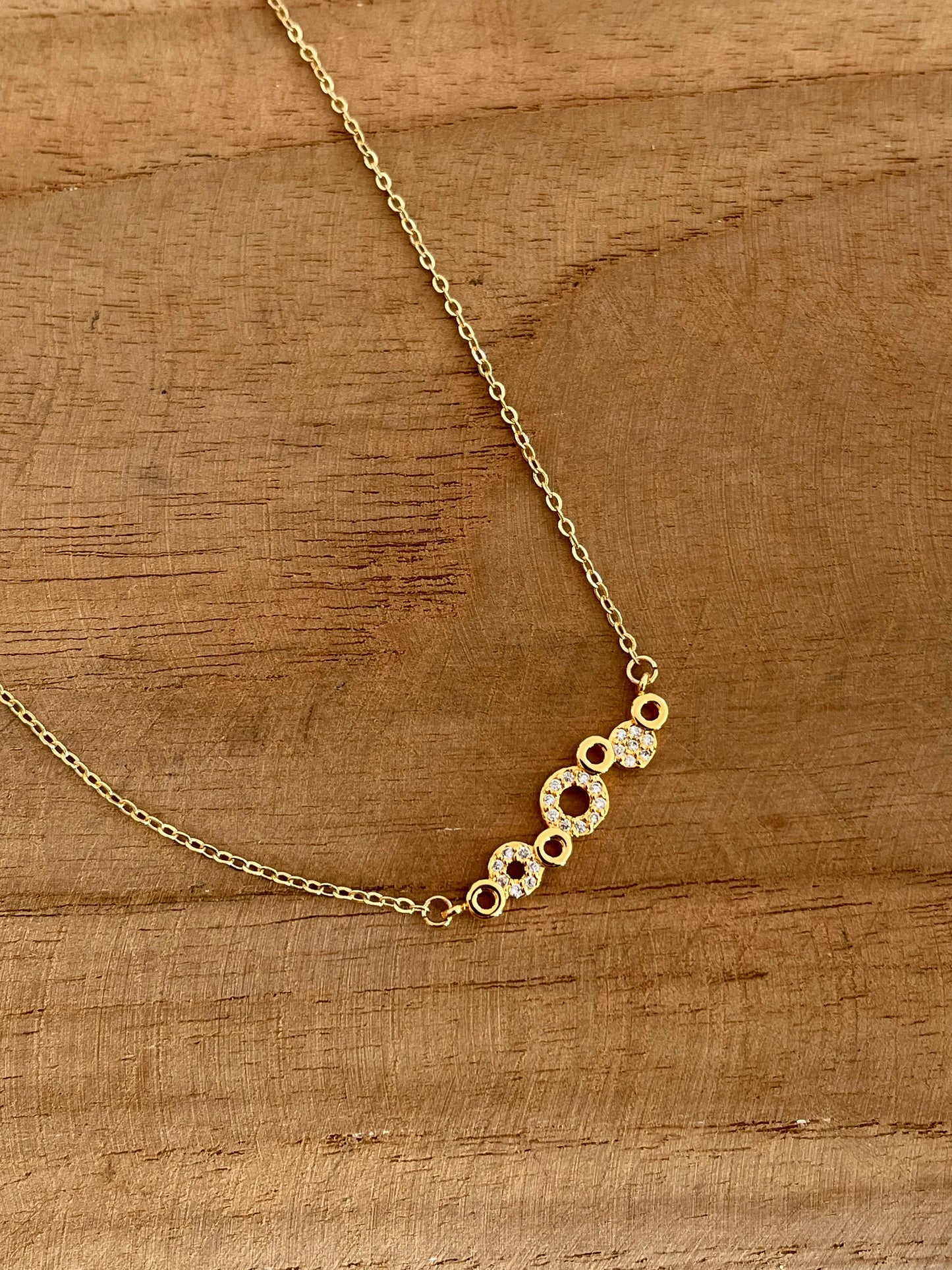 Collier fin HENRI - plaqué or 18K, pendentif cercles zirconium