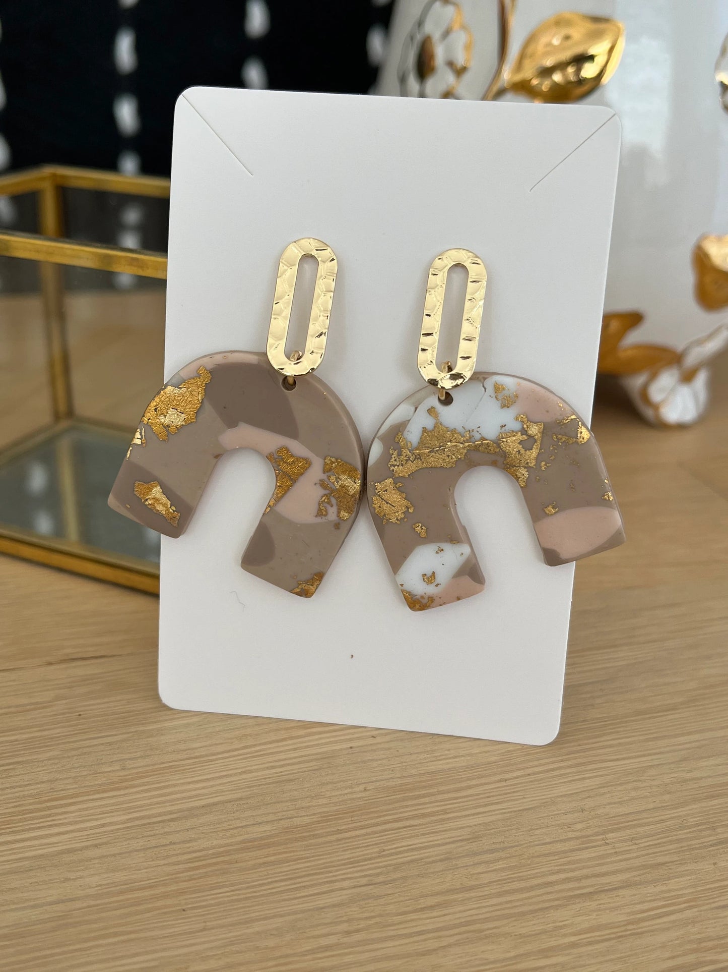 Boucles d’oreilles SARAH - argile polymère rose, marron et doré