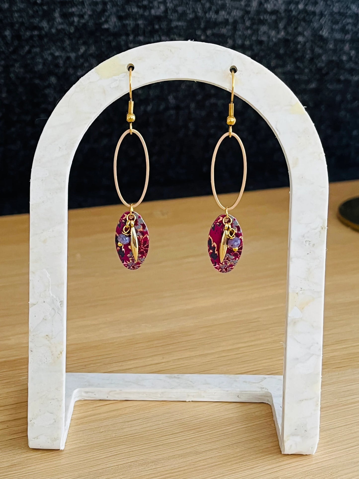 Boucles d’oreilles OLGA - doré et imprimé fleurs violet