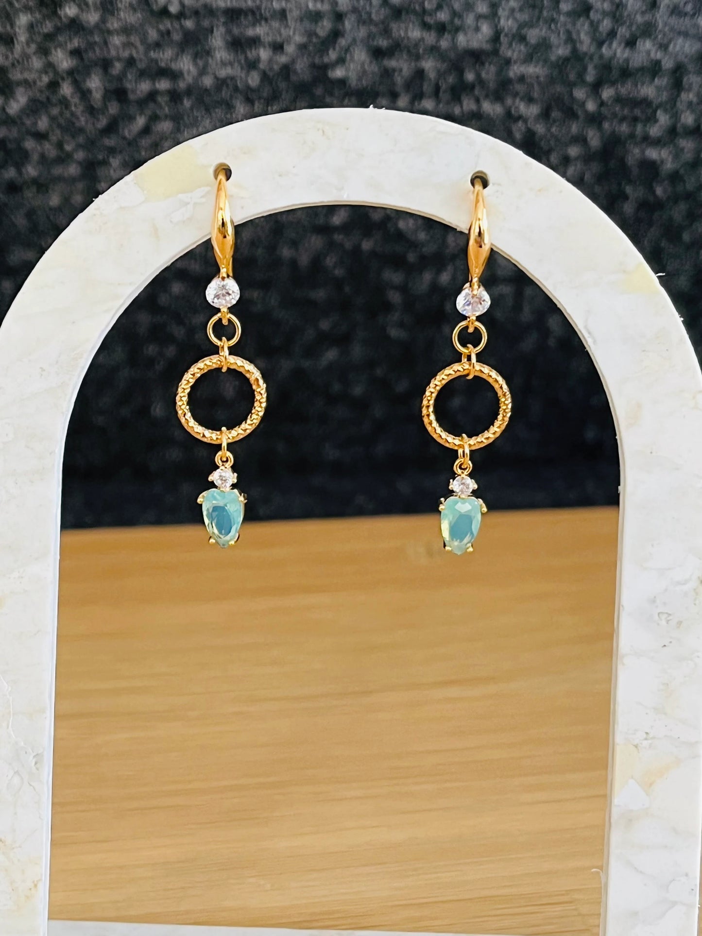 Boucles d’oreilles YASMINE - doré à l’or fin et verre vert