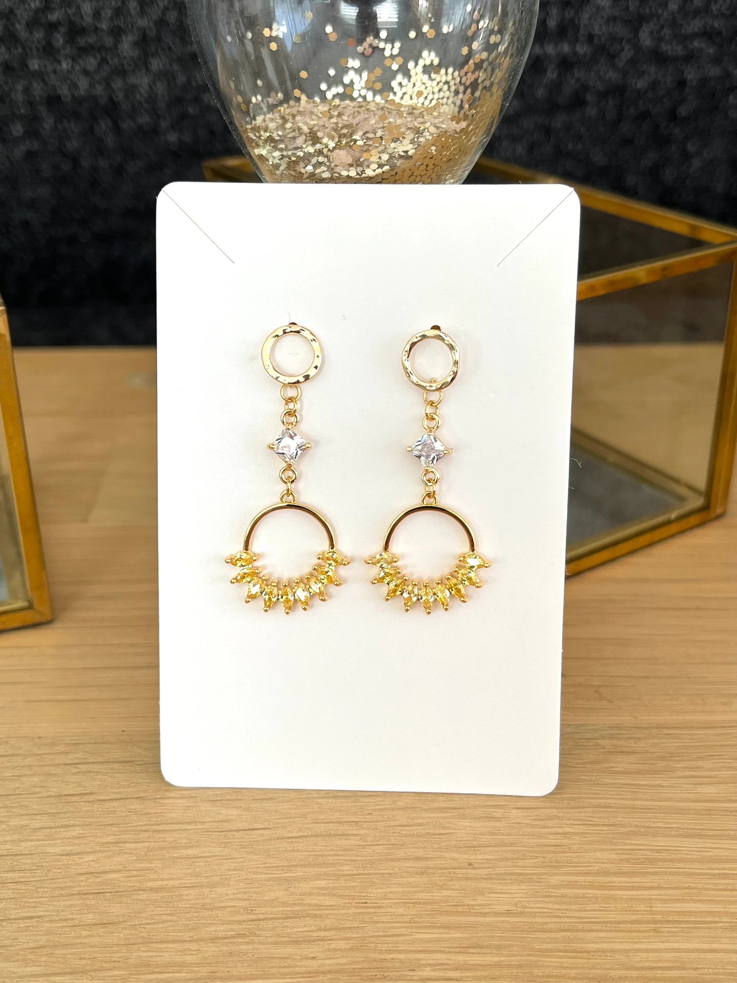 Boucles d’oreilles CRYSTAL - doré à l’or fin 18k et zircons jaune