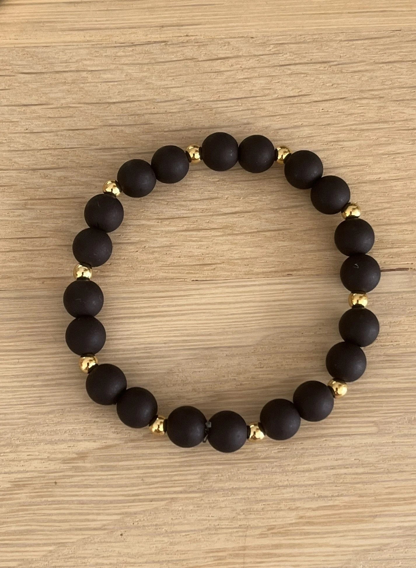 Bracelet élastique - perles acrylique et acier doré
