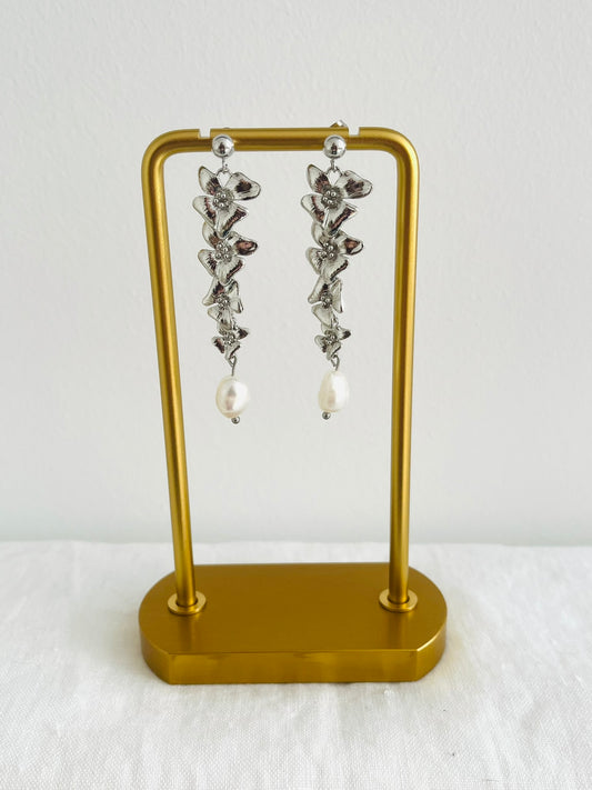 Boucles d'oreilles HERMIONE - 4 fleurs - argent rhodié et perles d'eau douce