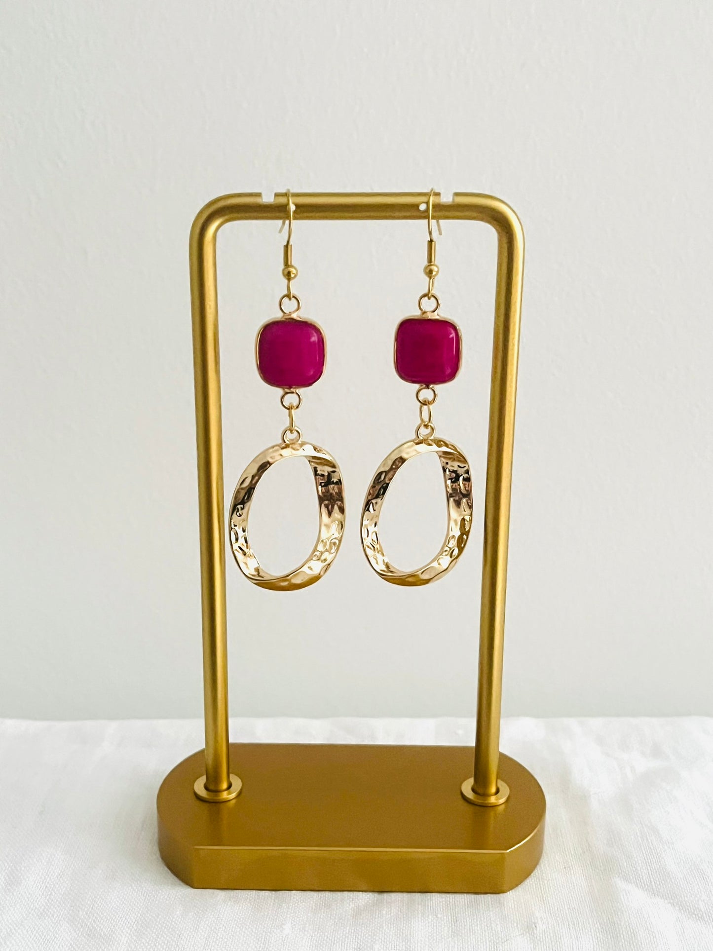 Boucles d'oreilles ethniques NADIA - doré et fuschia