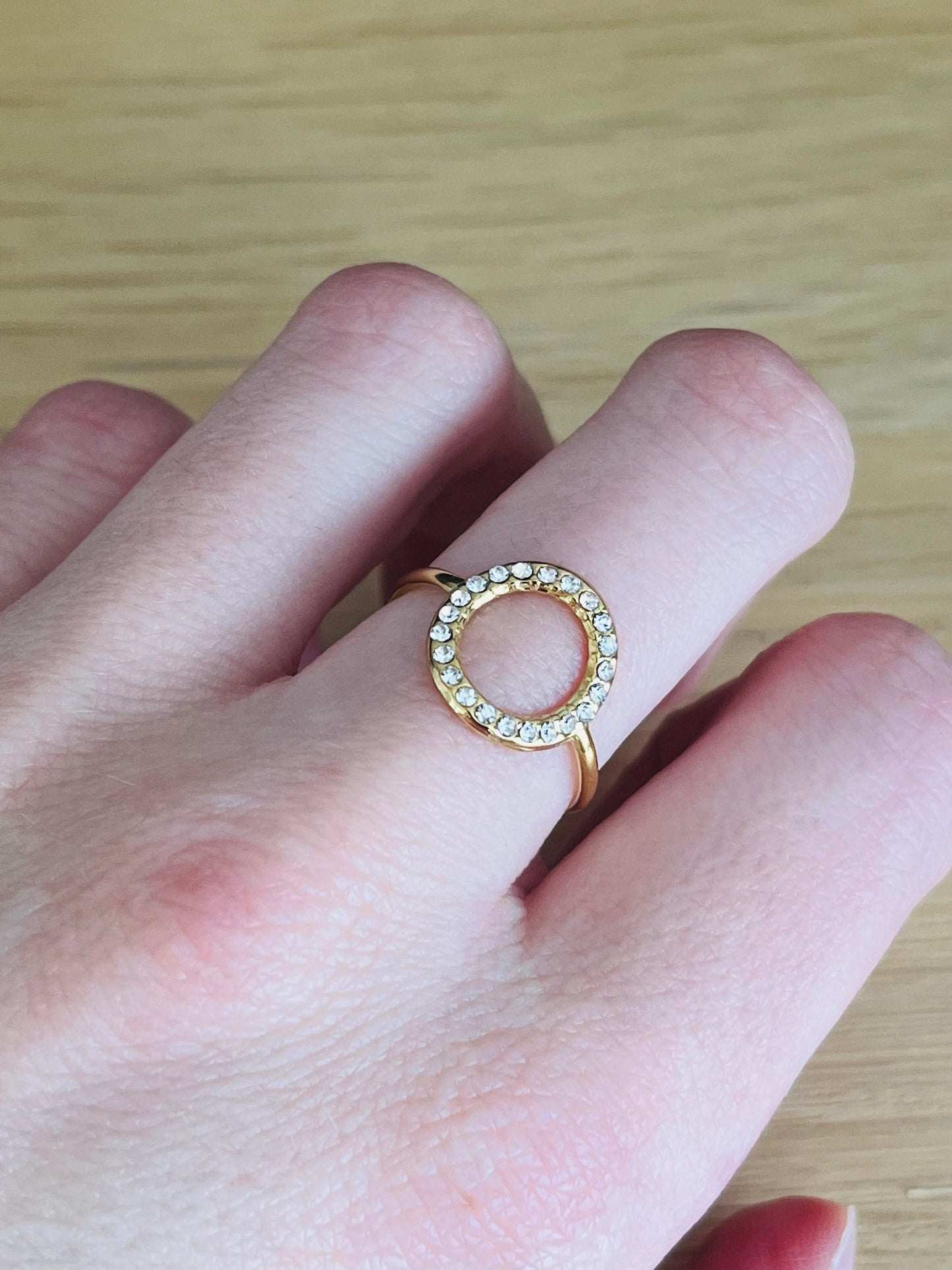 Bague réglable ronde en acier inoxydable doré et strass