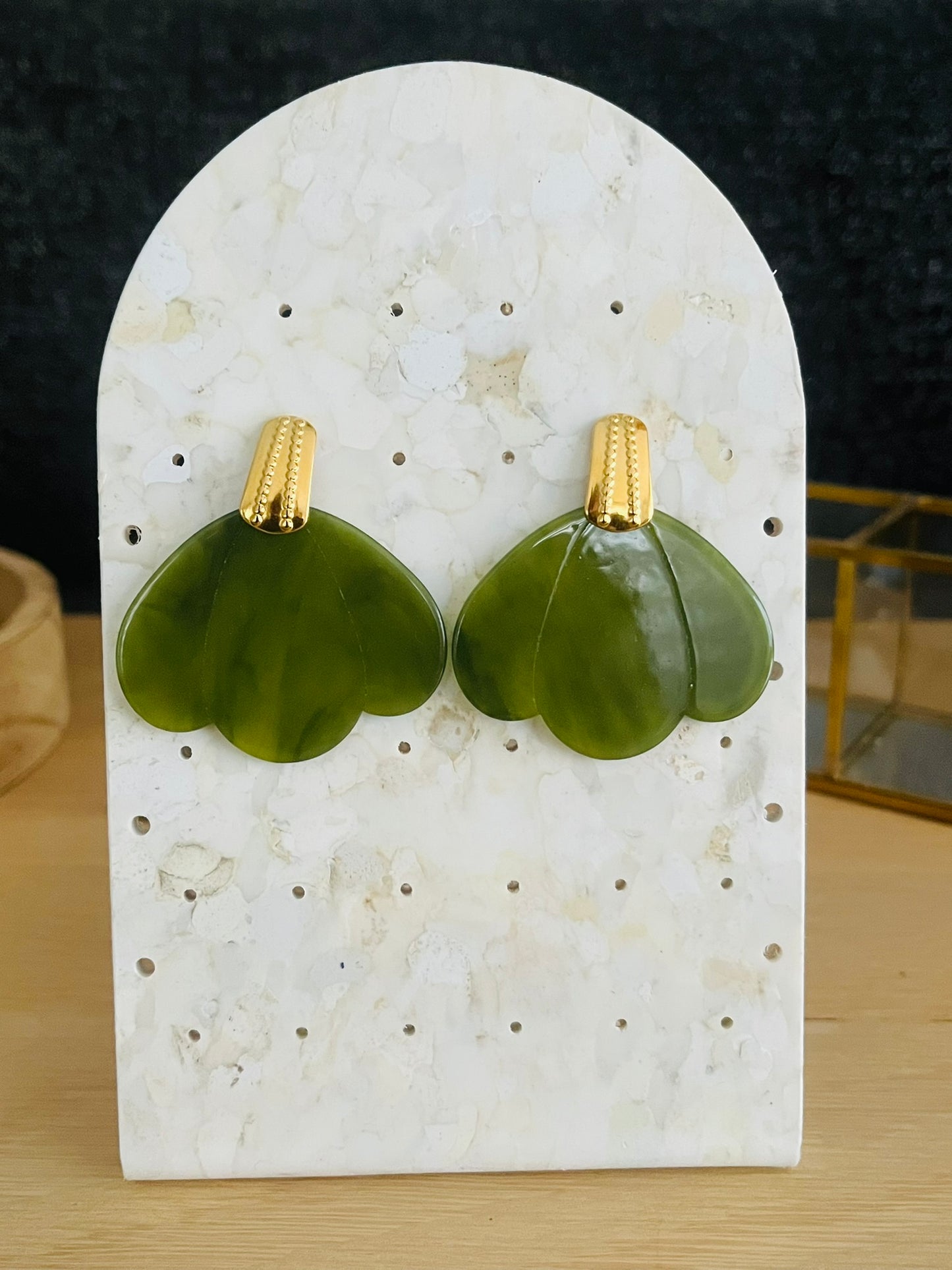 Boucles d'oreilles HANNA -  Pétale Vert olive
