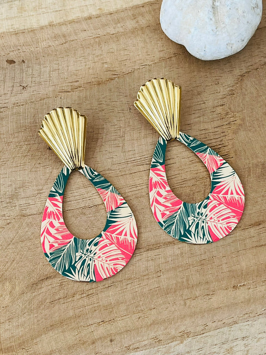 Boucles d'oreilles fantaisie fait main.
Clous d'oreilles éventail plissé en acier inoxydable doré;
Pendentifs goutte ajourée imprimé feuilles vert et rouge.
Bijou fantaisie fait main.