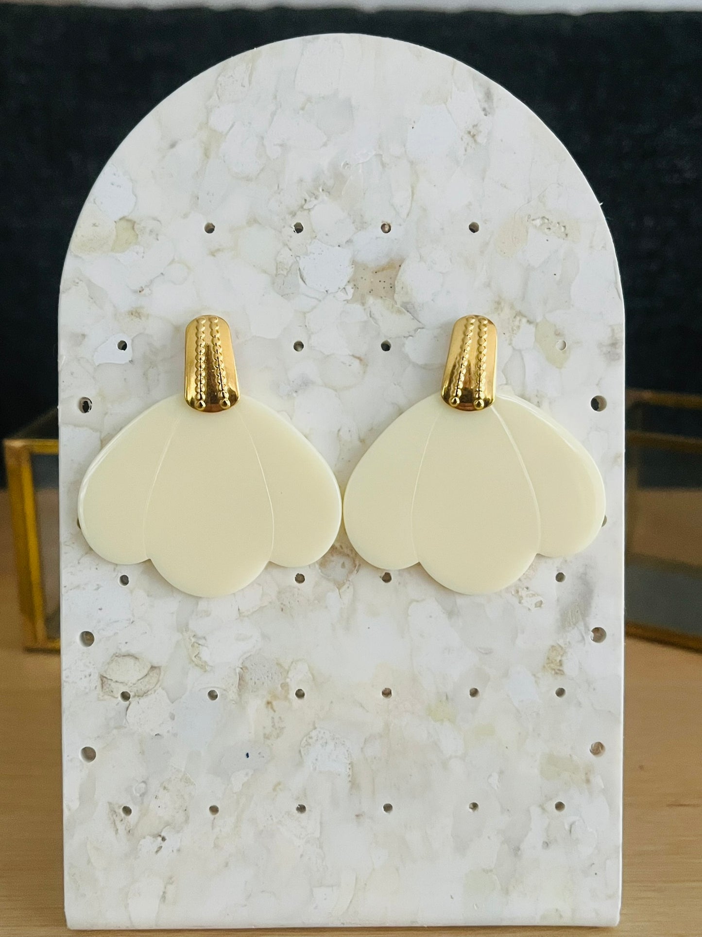 Boucles d'oreilles HANNA - Pétale Ecru