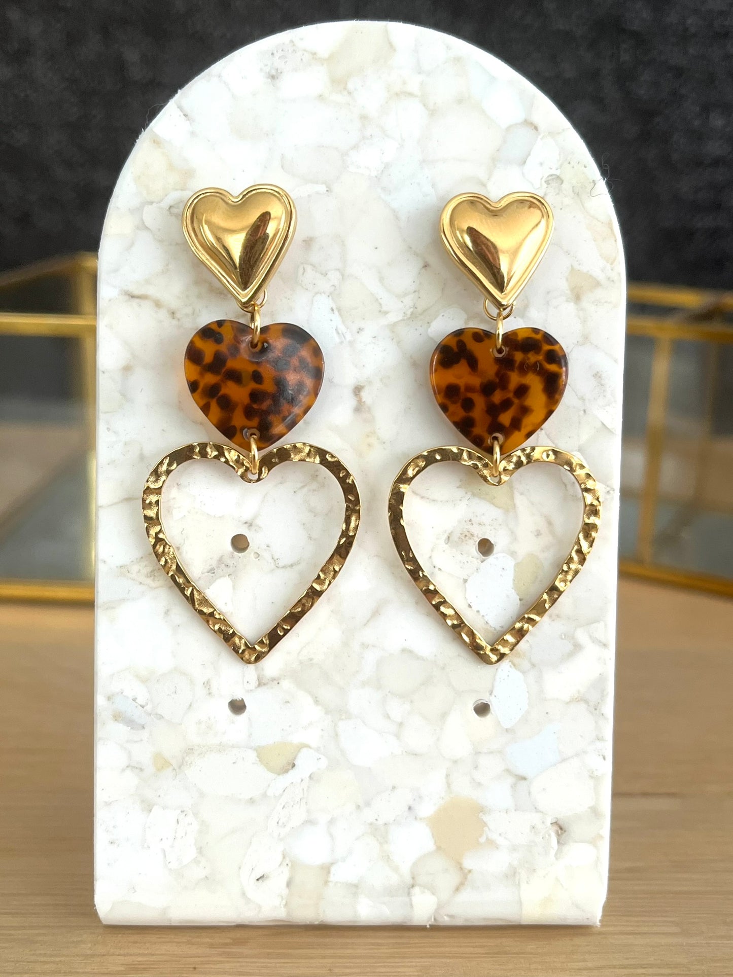 Boucles d'oreilles 3 coeurs - doré et léopard