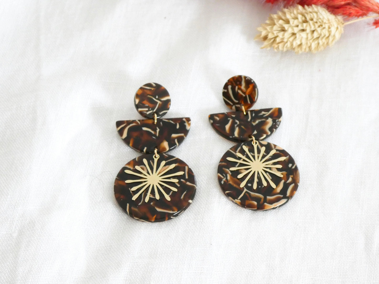Boucles d'oreilles MANON - géométriques en acétate marron marbré et doré