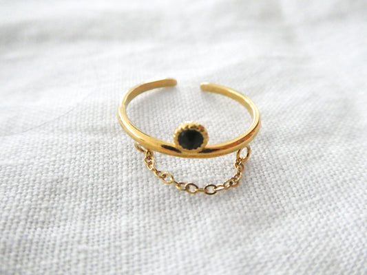 Bague acier doré et strass noir