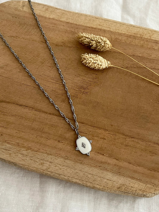 Collier ELIE - acier inoxydable, pendentif émaillé blanc