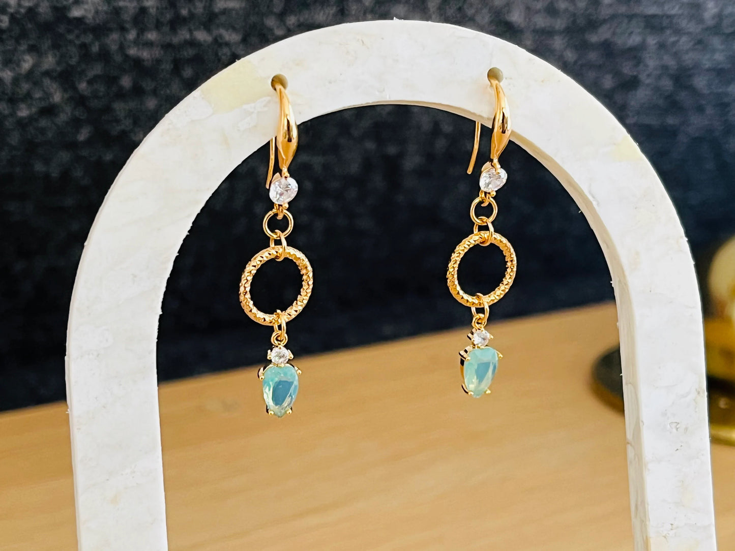 Boucles d’oreilles YASMINE - doré à l’or fin et verre vert