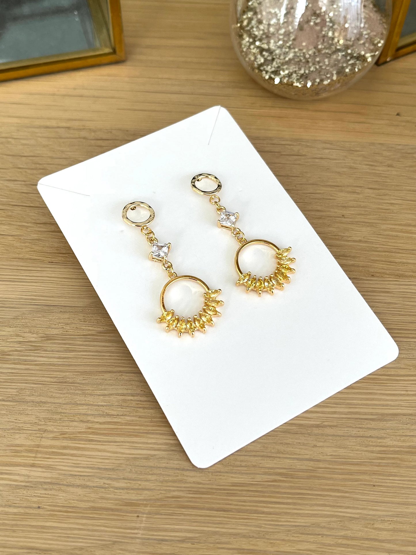 Boucles d’oreilles CRYSTAL - doré à l’or fin 18k et zircons jaune